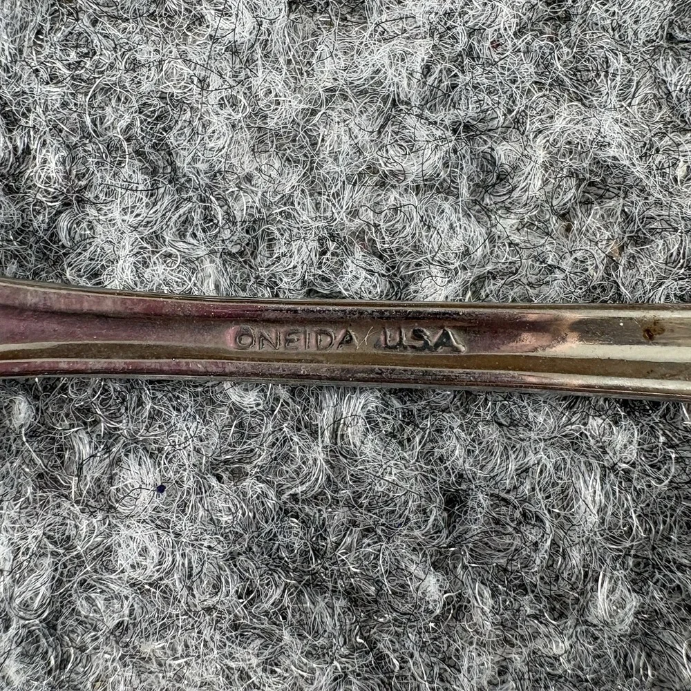 Vintage‎ Butter Spreader Knife Lot 5 Silverplate Mixed Patterns Flatware Crafts